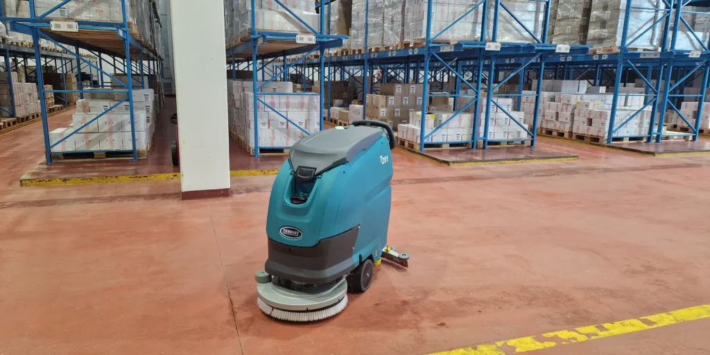 Stroj ciscenje tennant